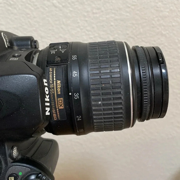 Nikon D40 SLR Digital Camera Kit with 18-55mm Lens *USED* - Picture 7 of 7